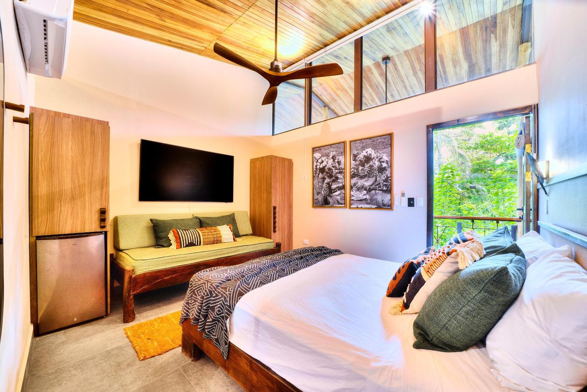 Conga Boutique Hotel Puerto Viejo de Talamanca Экстерьер фото
