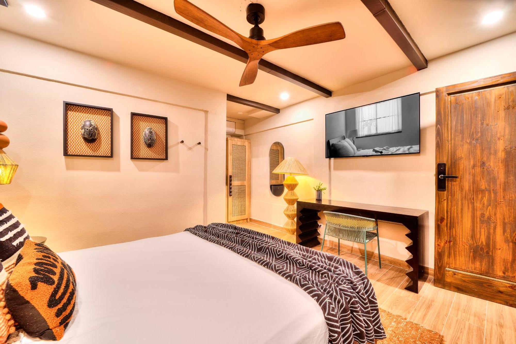 Conga Boutique Hotel Puerto Viejo de Talamanca Экстерьер фото