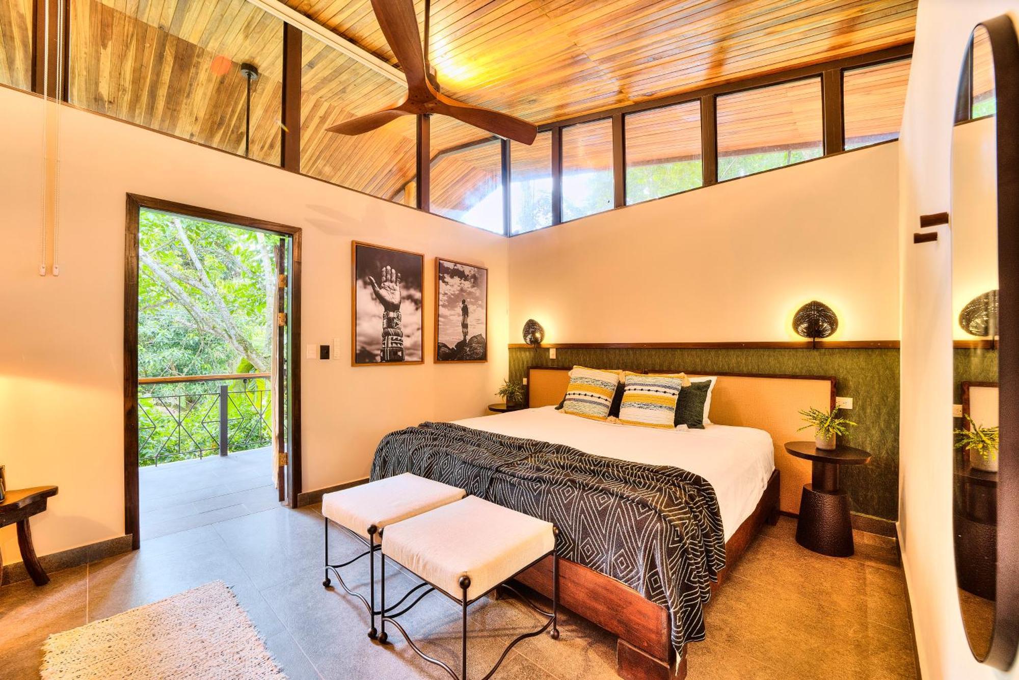 Conga Boutique Hotel Puerto Viejo de Talamanca Экстерьер фото