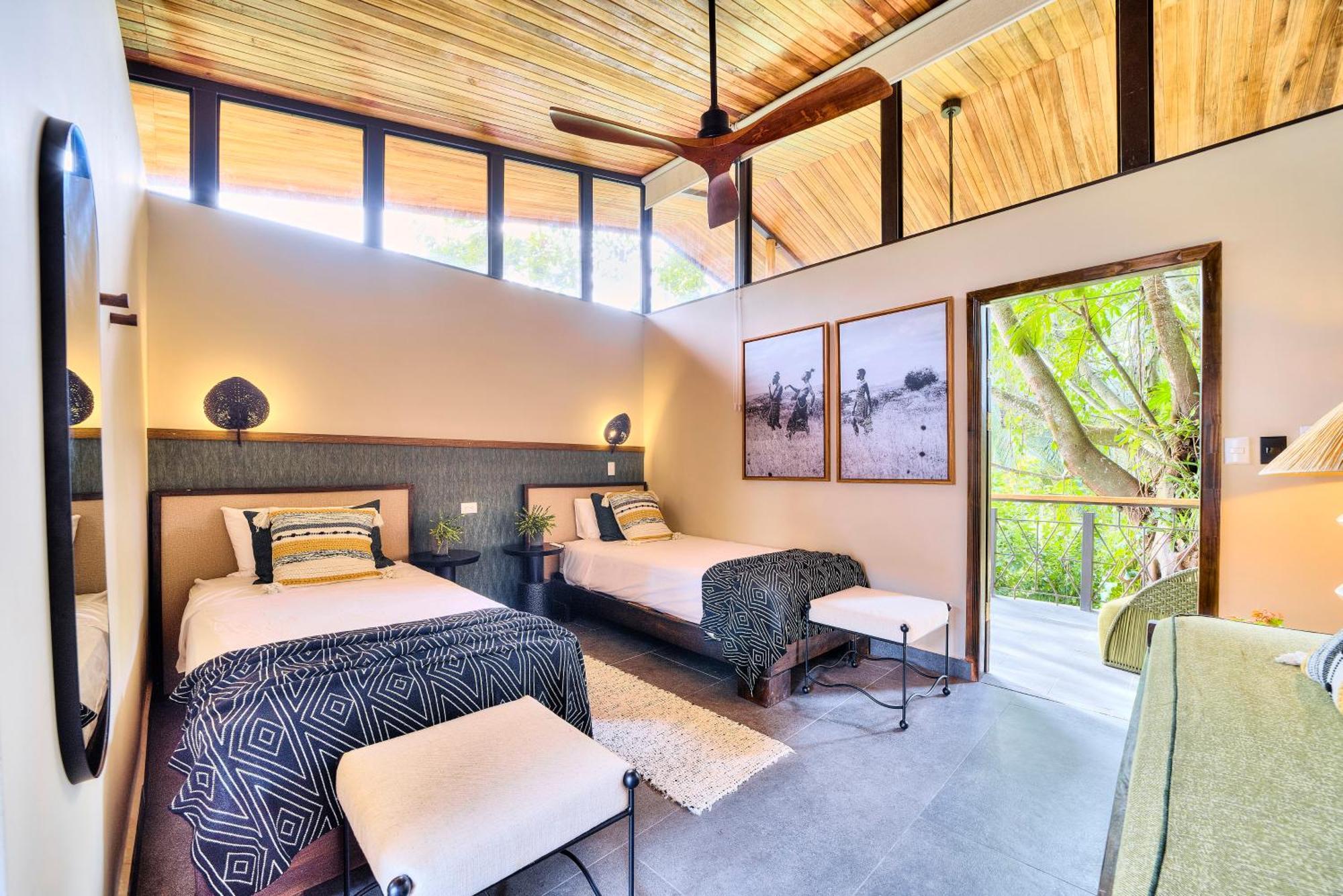 Conga Boutique Hotel Puerto Viejo de Talamanca Экстерьер фото